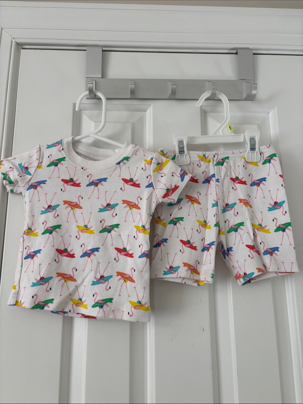 Janie and Jack White Flamingo Print Pajama Set with Multicolor Flamingos